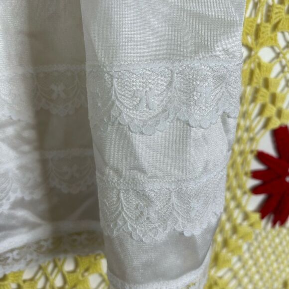 VTG Avon Slip Skirt Size Small - Picture 5 of 11
